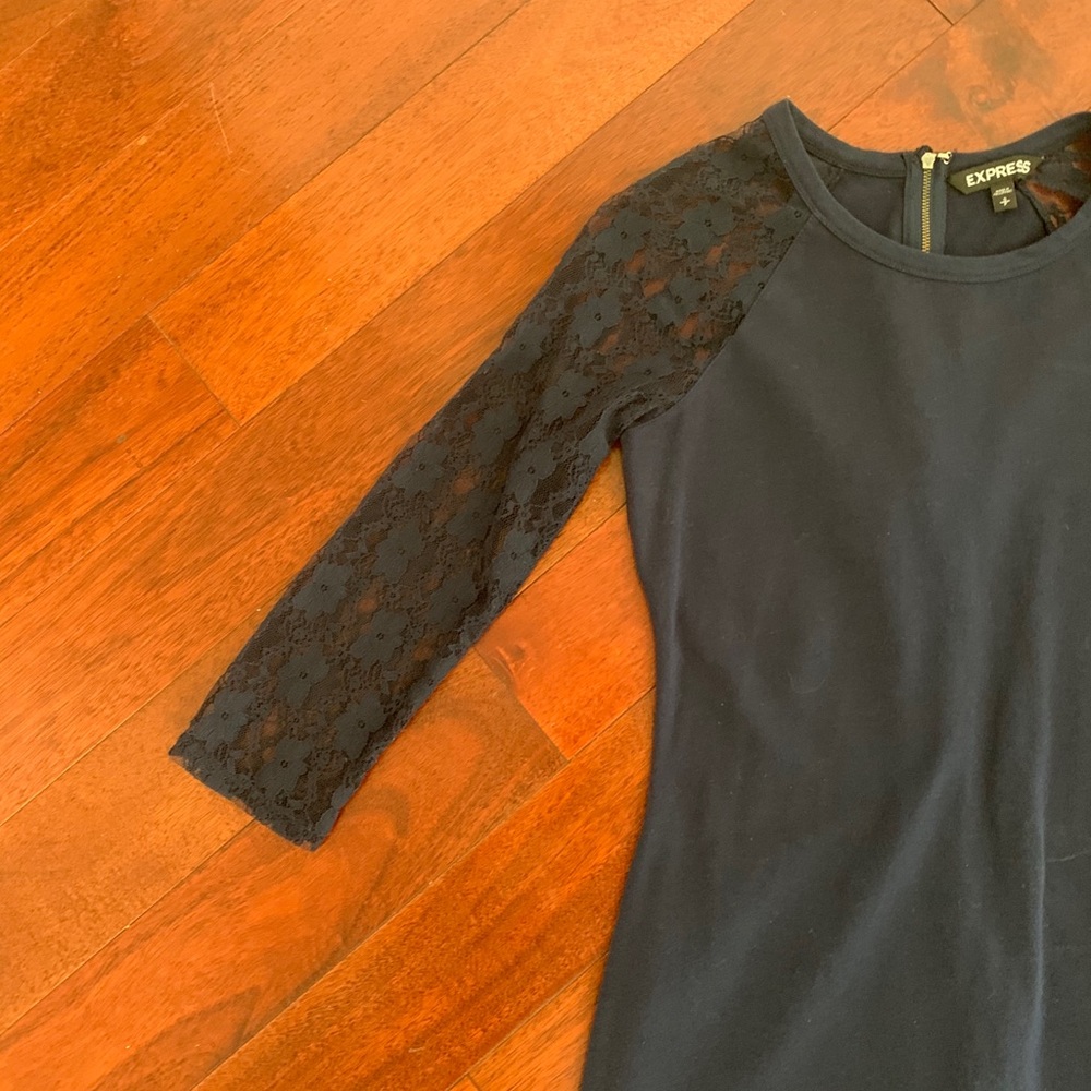 EXPRESS Navy Blue Lace Sleeve T-Shirt Dress - Picture 6 of 12